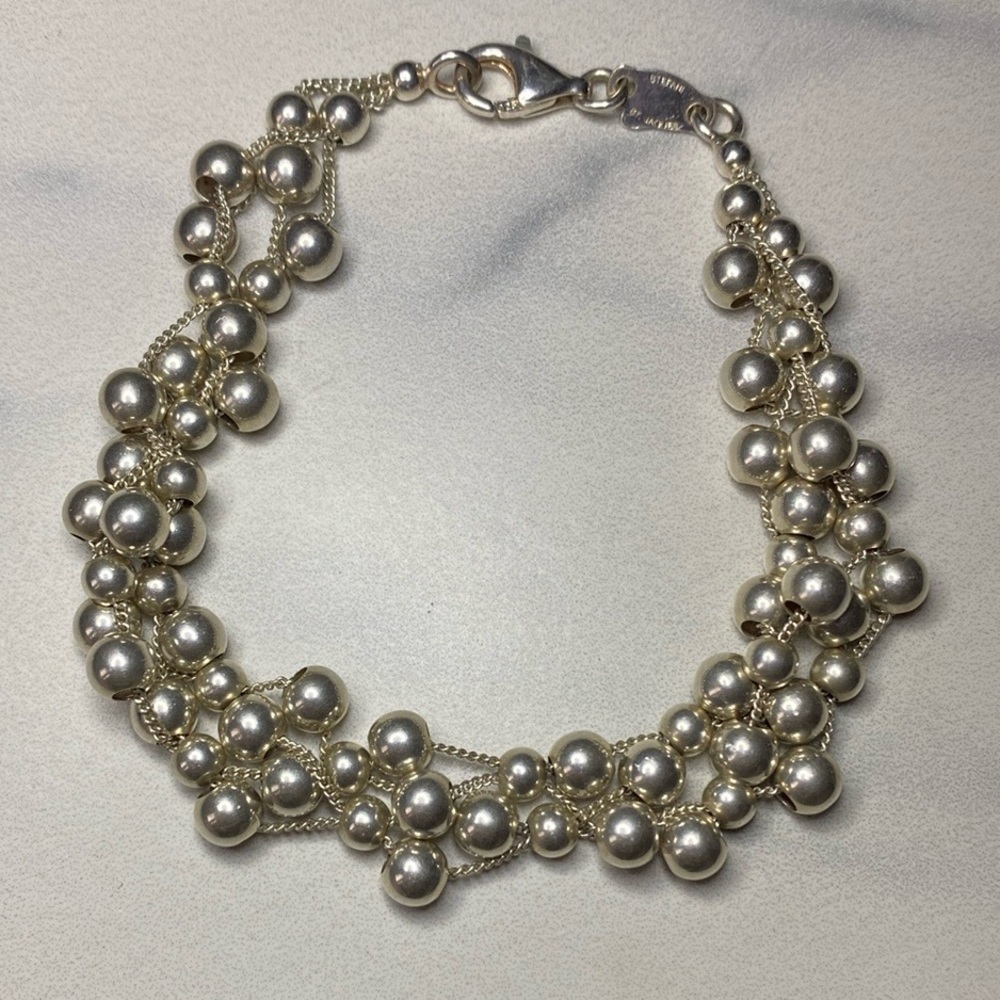 Elegant Silver Pearl‎ bracelet